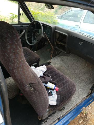 Vendo caravan 1984 comodoro - Foto 2