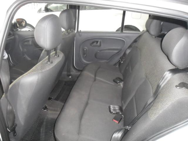 RENAULT CLIO AUTHENTIQUE 1.0 8V 4P - Foto 3