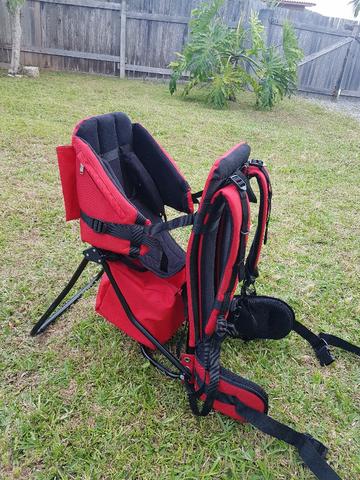 Mochila Treking porta Bebê - Importada - Foto 4
