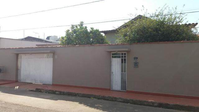 Casa bem localizada