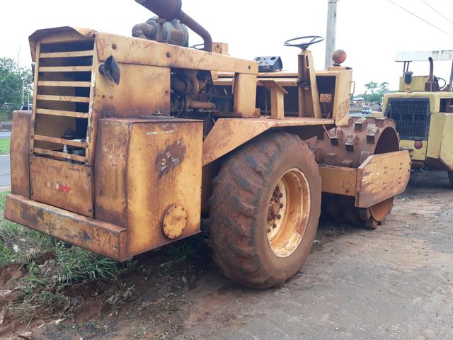 Pá carregadeira 75 HD - Foto 3