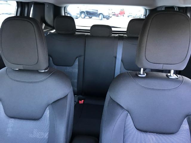 Jeep Renegade 18 mil Km. Larissa 71. * - Foto 9