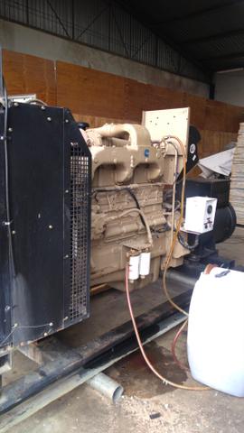 Grupo gerador cumins 285 kva