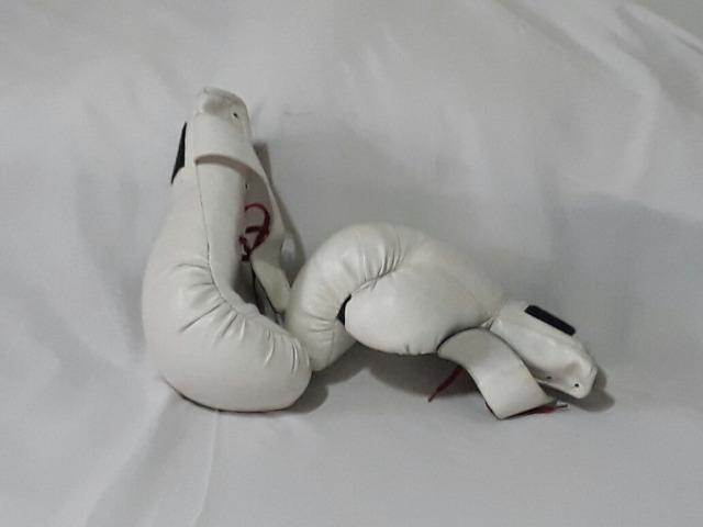 Luva de box branca profissional - Foto 3