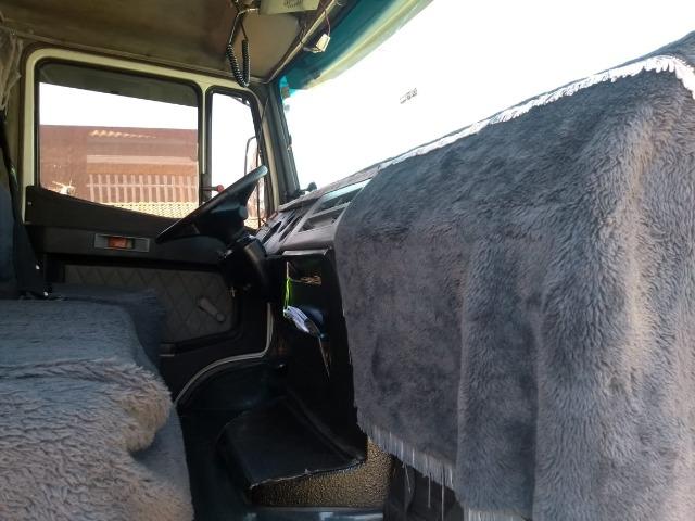 M.Benz 1618 carroceria baixa - Foto 12