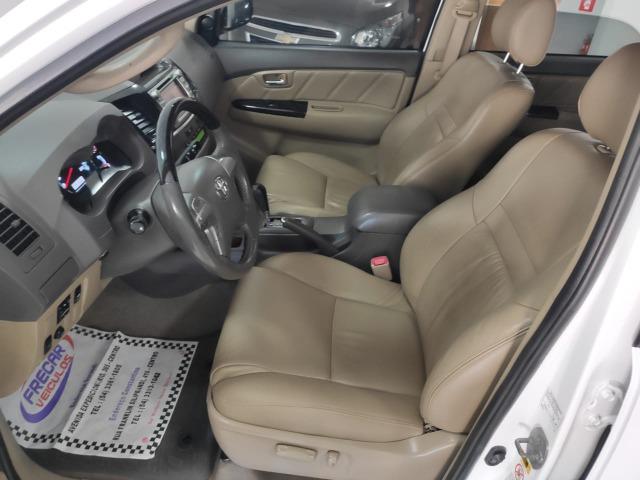 Hilux Sw4 SRV 3.0 T.D.I 4x4 Aut *7 lugares - Foto 13