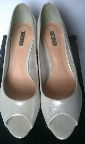Sapato Peep toe prata marca Divalesi couro puntini nº38 usado, mas em perfeitas condições