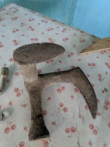 calçados pé de ferro