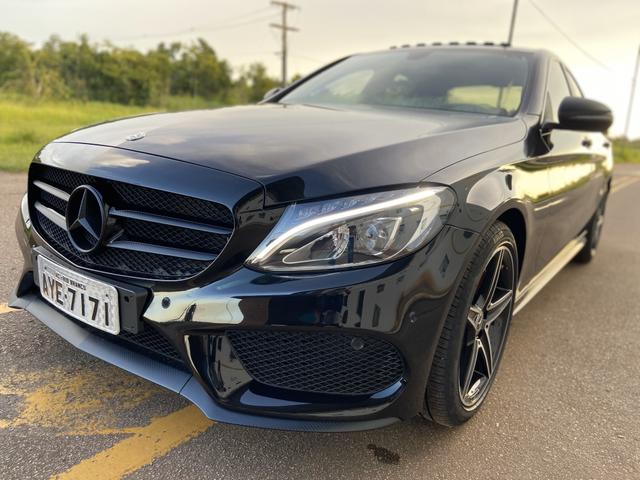 Mercedes-Benz C300 Sport 2.0 2018 com 3mil km