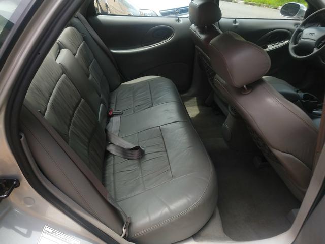 Ford Taurus LX 3.0 V6 Automático - Foto 5
