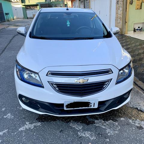 Ônix LT 2013 1.4 completo