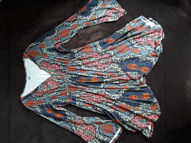 Roupas e acessórios femininos - Foto 5