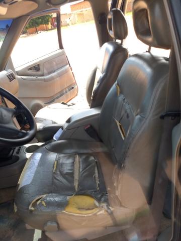 Vendo Blazer S10 Dlx, cor azul, Ano 97/98 turbo diesel 4x2 - Foto 13