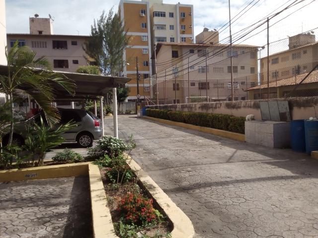 Aluga-se Lindo Apartamento no Bairro Damas no 1° Andar - Foto 5