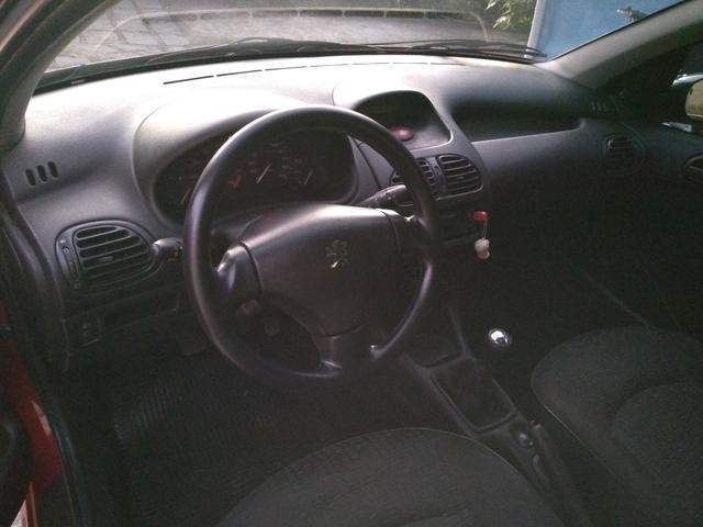 Peugeot 206 ano 2007 1.4 flex com manual nota fiscal de fábrica e chave reserva - Foto 6