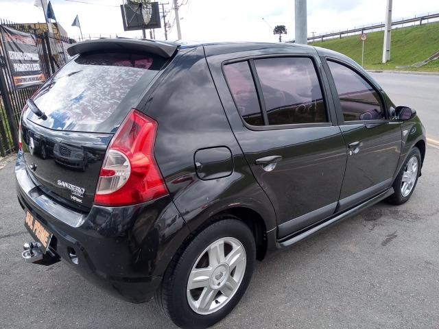 Sandero 1.6 * Financia 100%* logan, clio ,symbol - Foto 2