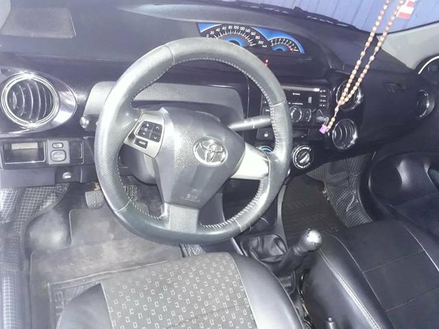 Etios sedan 1.5 completo - Foto 4