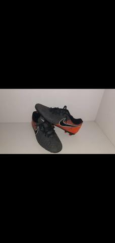 Chuteira de Campo nike
