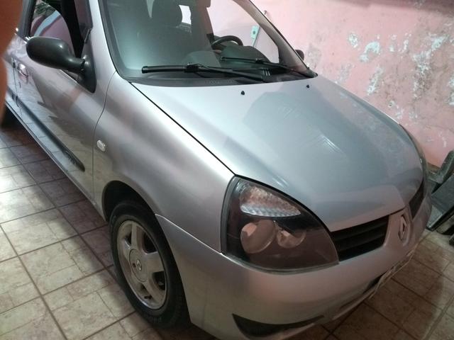 Renault Clio mod 2008 sedan 1.0 16v 4portasAuthentique - Foto 10