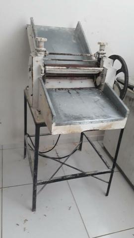 Vendo maquinários para padaria - Foto 3