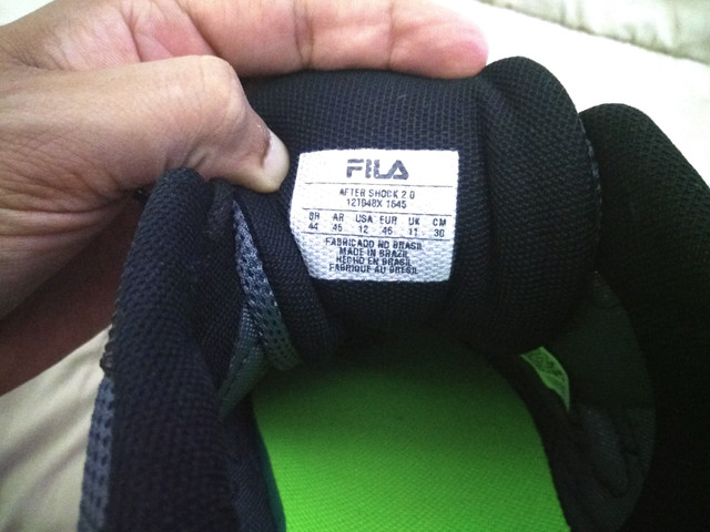 tenis fila tamanho 44