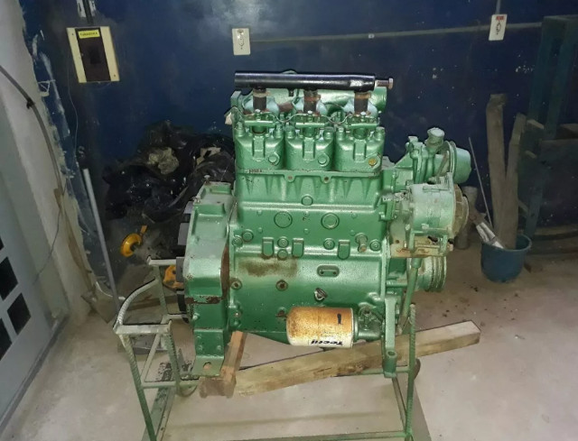 Motor mwm 229 3 cilindros 45 HP - Foto 2