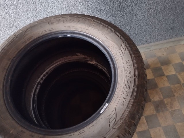 4 Pneus Goodyear EfficientGrip 205/65R16 usados - Bom estado  - Foto 3