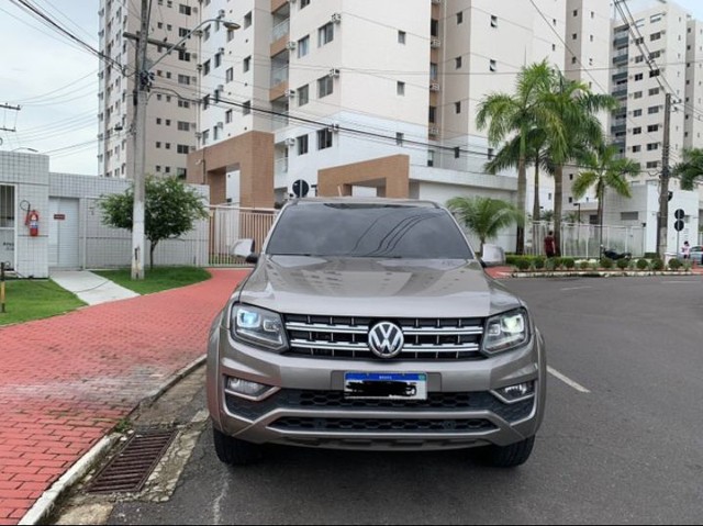 VOLKSWAGEN AMAROK HIGHLINE