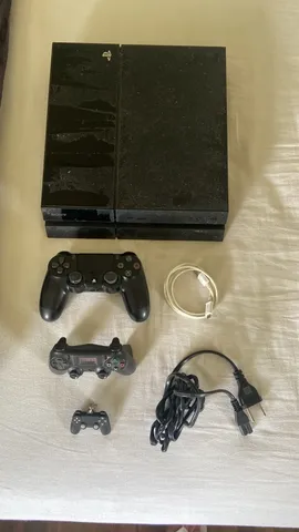 Ps4 com Jogo e Dois Controles, Console de Videogame Playstation Usado  93674500