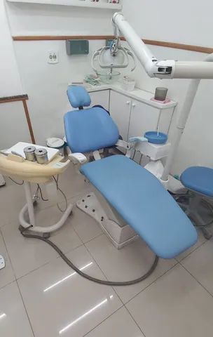 Cadeira odontológica (equipo) com mocho
