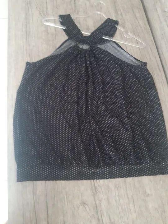 Blusa feminina preta com bolinhas - Foto 3