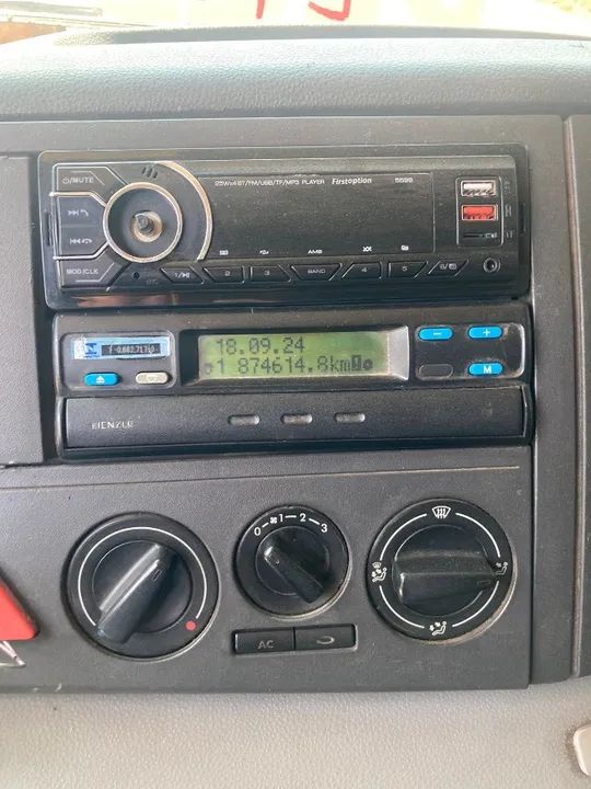 VW 25-370 TRACTOR 6x2 ANO 2009 - Foto 12