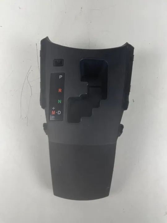 Acabamento Moldura Trambulador Toyota Yaris 2020