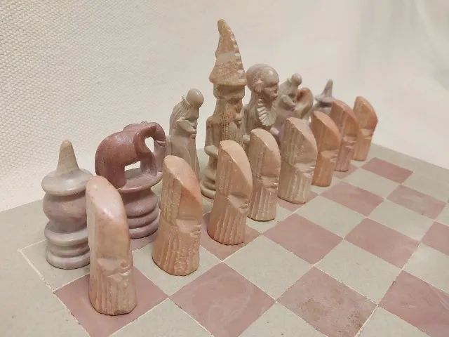 Jogo de Xadrez Africano de Pedra Artesanal - Foto 2