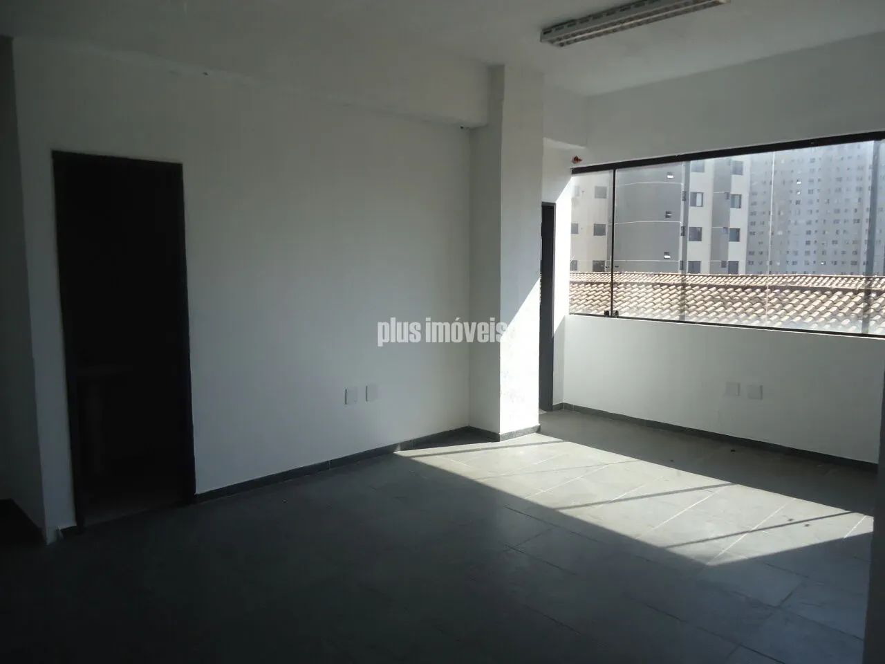 sala comercial com 200 m2 de vão livre, 2 vagas, próximo a AV. Giovanni Gronchi - Foto 14