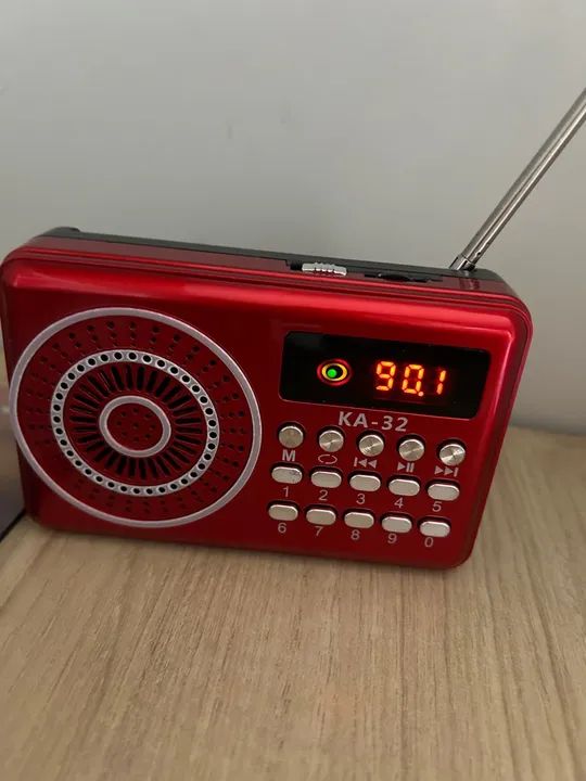 Rádio Portátil Vermelho - Foto 3