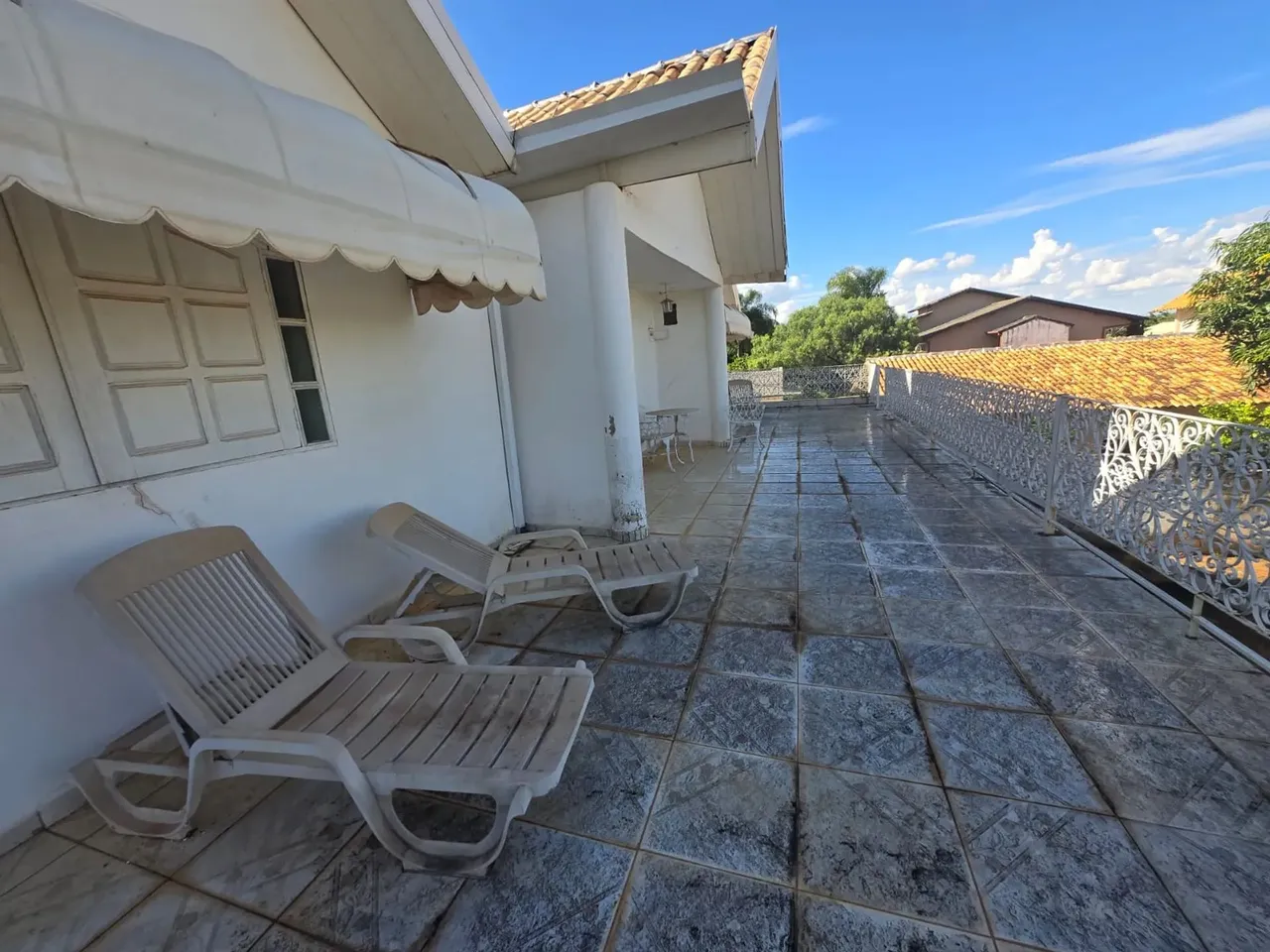Casa em condominio formado, monitorado.