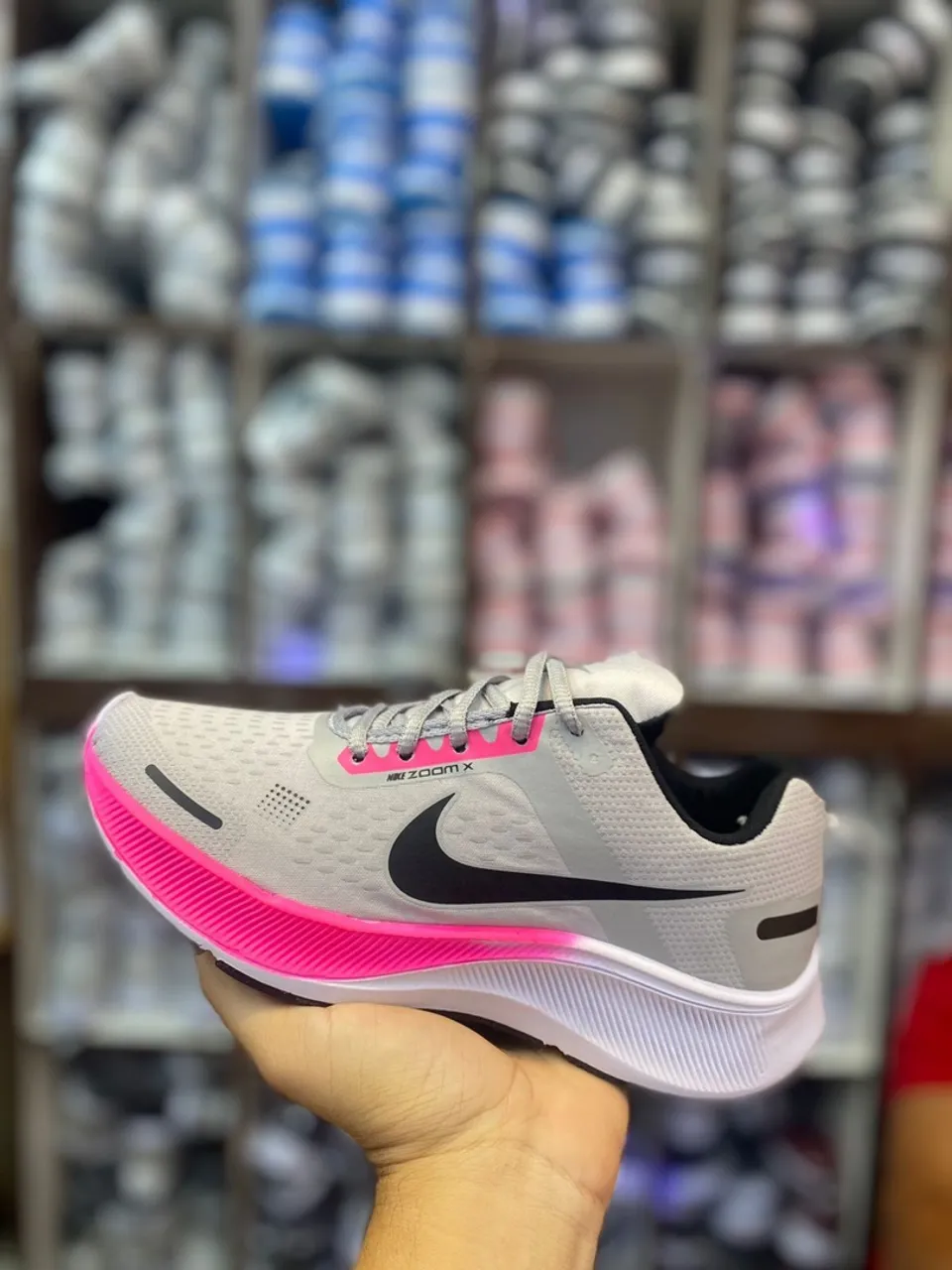 Tênis Nike Zoom X - Conforto e Desempenho