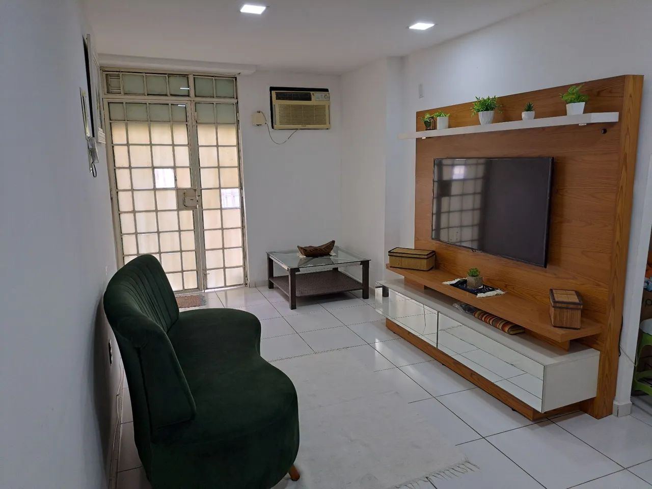 Casa térrea muito boa+ loja na  Pça República - Foto 2