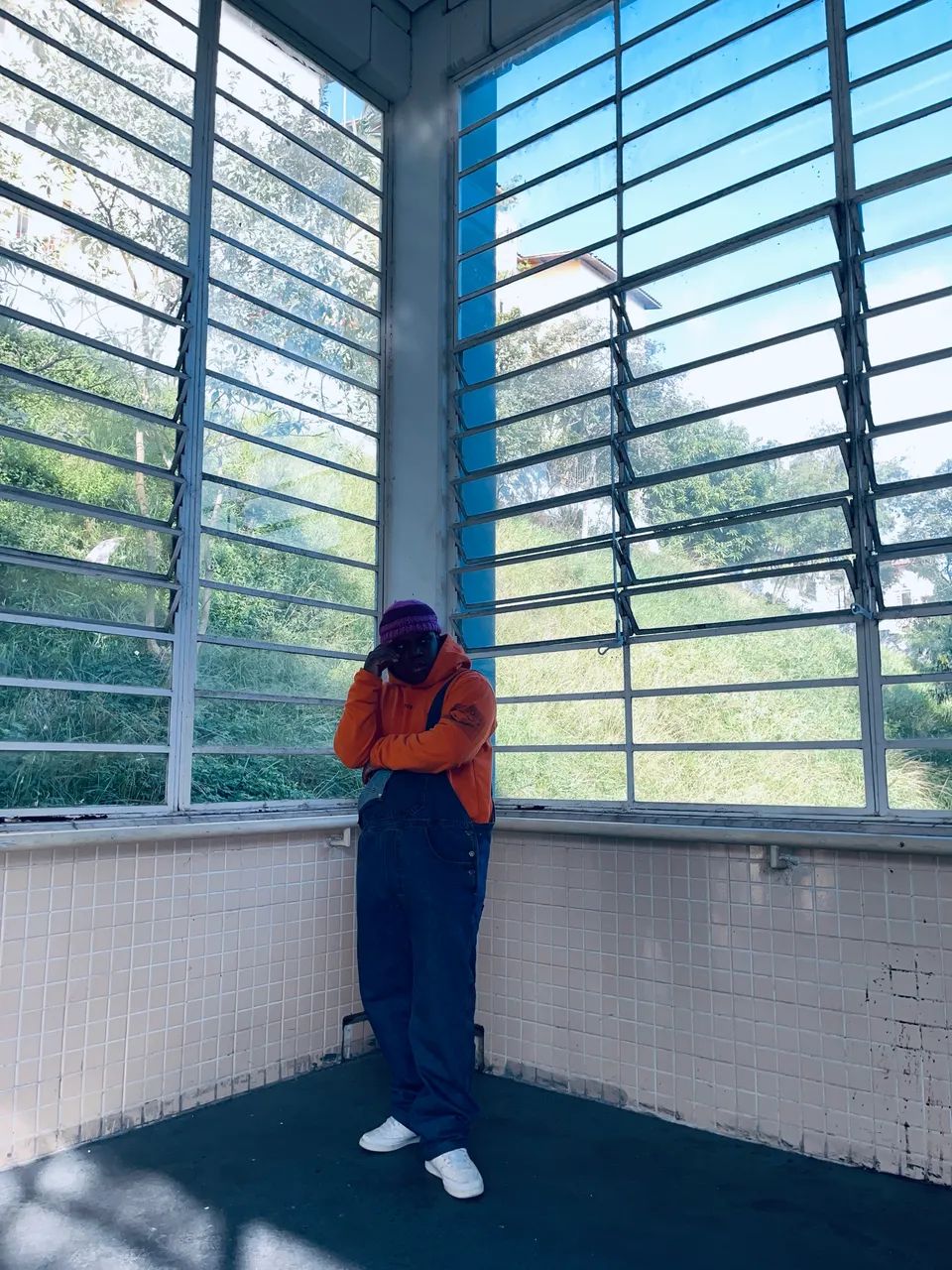 Macacão Jeans Azul Clássico anos 90 - Foto 5