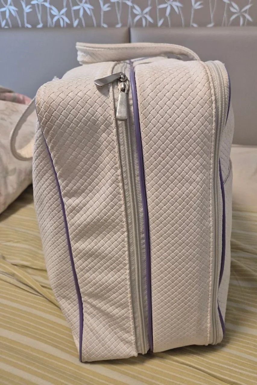 Bolsa Maternidade Bordada - Delicada e Charmosa - Foto 5