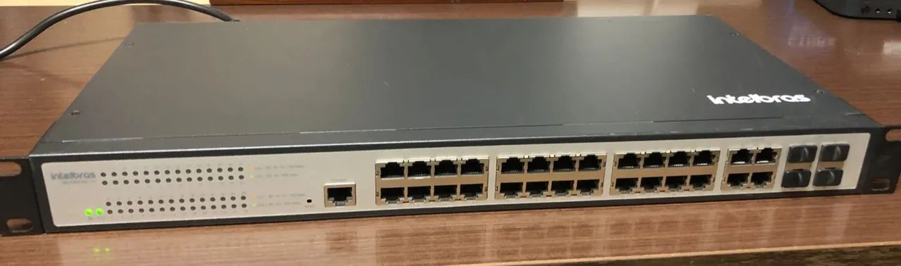  SG 2400 qr Switch 24 Portas Gigabit Ethernet Intelbras 