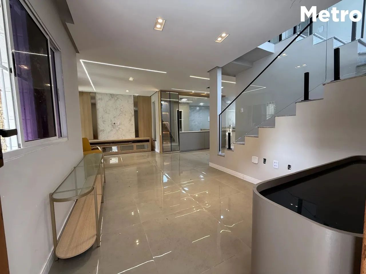 CASA DUPLEX PARA VENDA NA COHAMA, TODA REFORMADA, 3 QUARTOS SENDO 1 SUITE