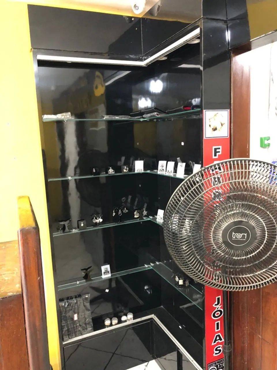 vitrines  para celulares ou joias etc - Foto 2