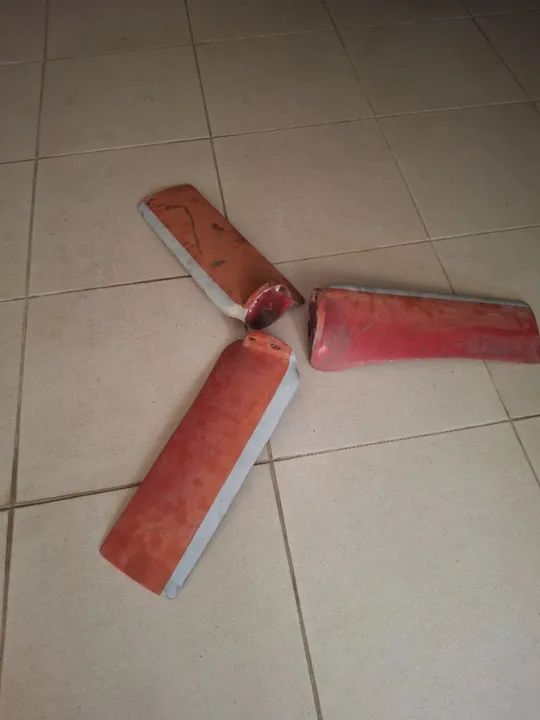 Conjunto tripá hélice para decoração.  Similar as pás de avião