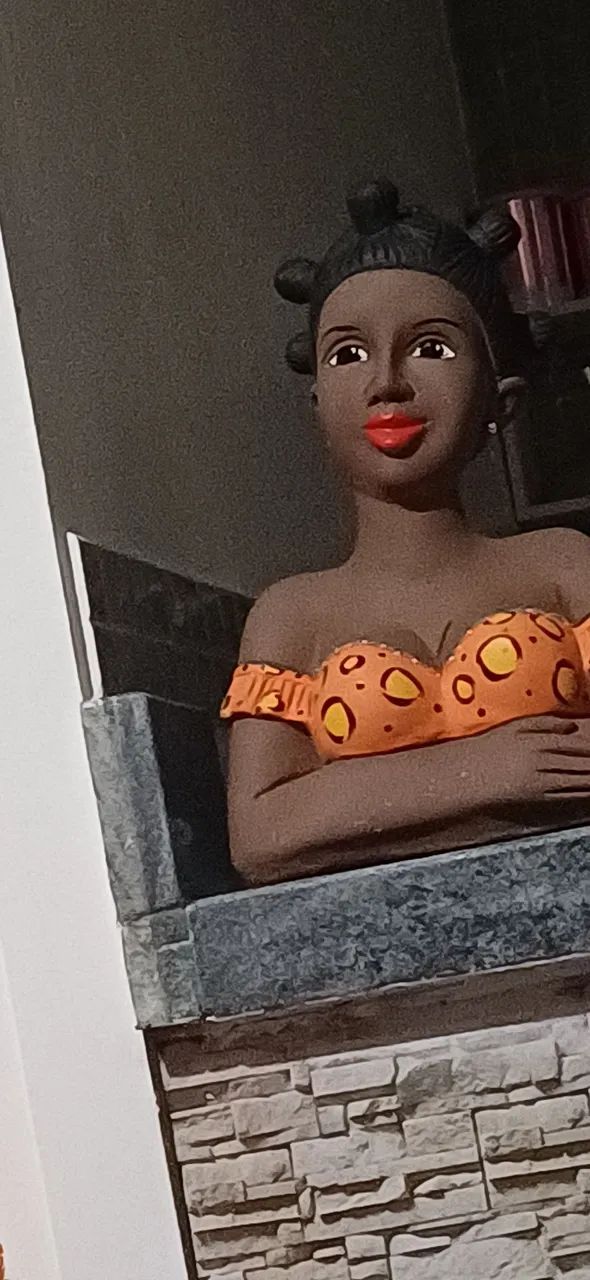 Namoradeira Linda escultura de mulher africana - Foto 2
