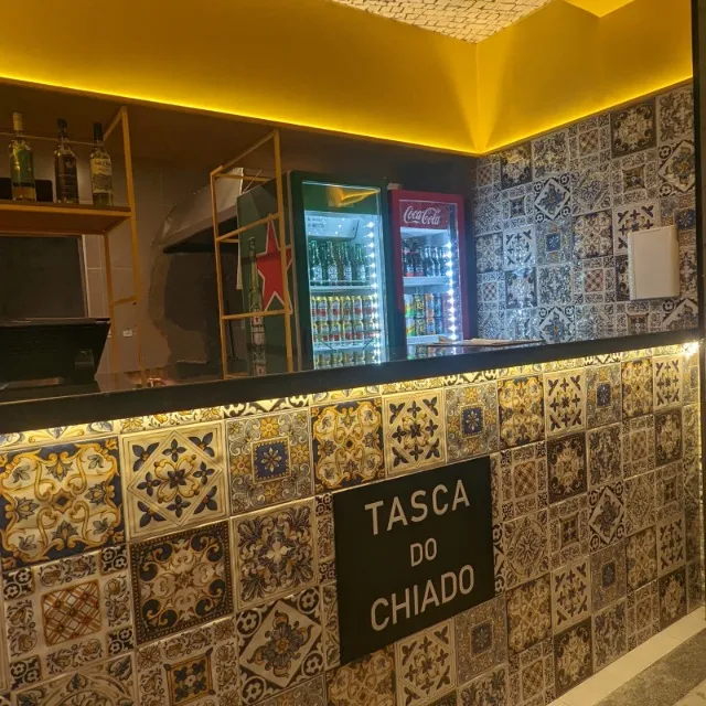 OPORTUNIDADE DE NEGÓCIO! - Passo Ponto em Food Park Pronto para Funcionar