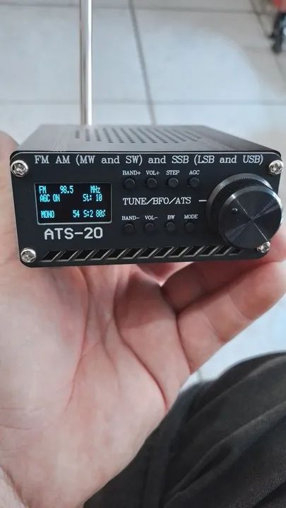 Rádio multi bandas Ats-20