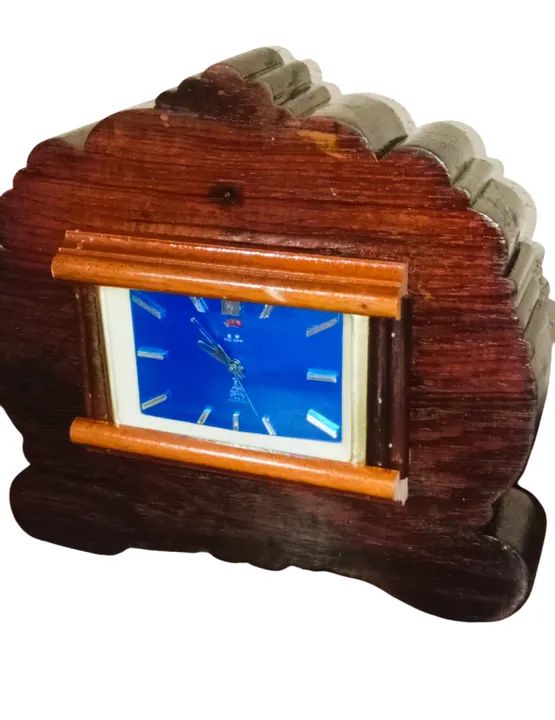 ANTIGO RELÓGIO Á CORDA EM MADEIRA BRUTA - Foto 5