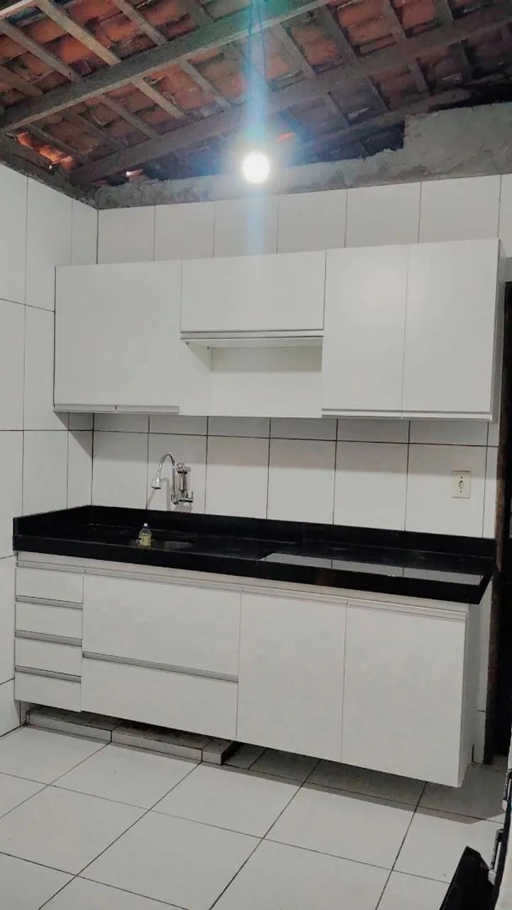 Armário de cozinha branco 